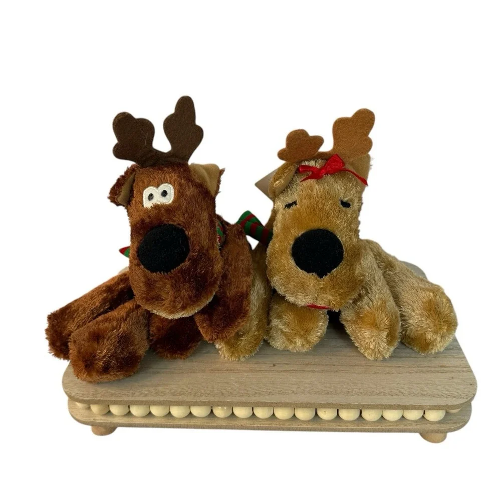 Hallmark Rodney & Rhonda Reindeer Kissing Plush Magnetic Lips Christmas w/tags